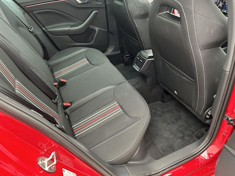 Škoda Kamiq 1.0 TSI Monte Carlo - fotka 23 z 26