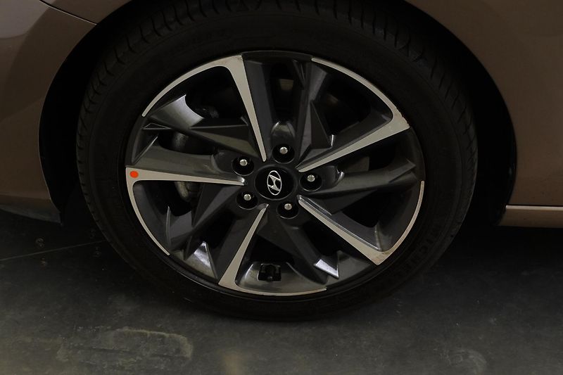 Hyundai i30 - fotka 10 z 28