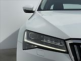 Škoda Superb 2,0 TDI DSG Combi Style Extra - náhled 21