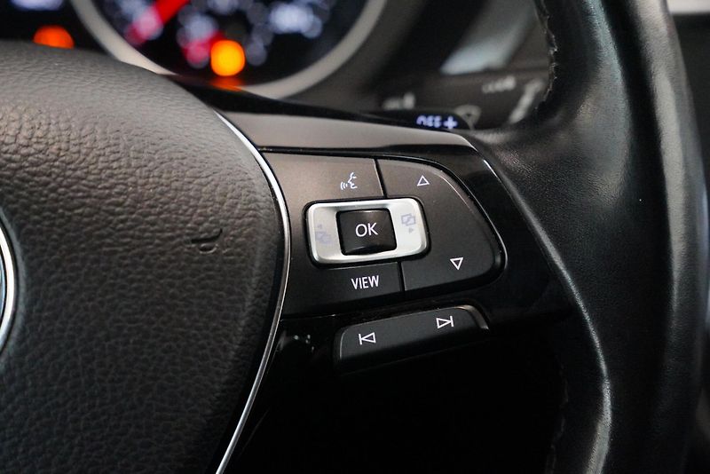 Volkswagen Tiguan Allspace - fotka 17 z 30
