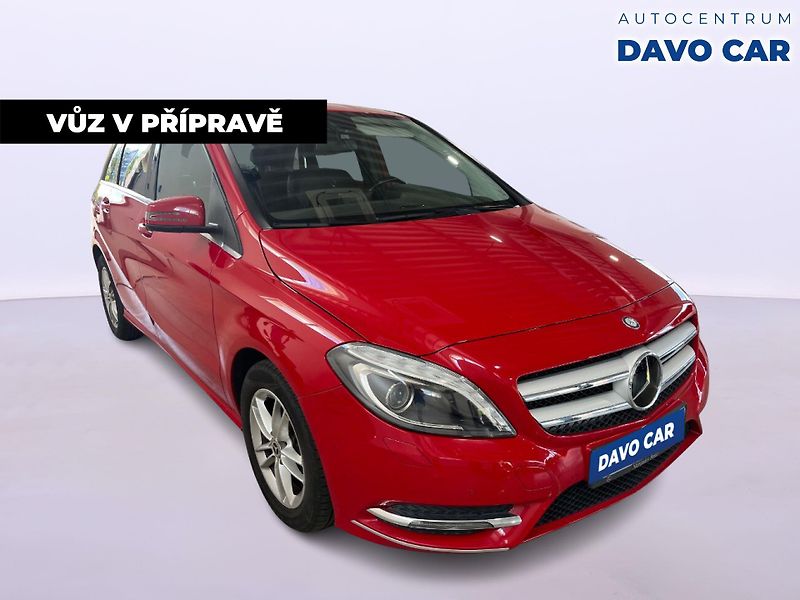 Mercedes-Benz Třídy B 1,5 180CDI Aut. Kůže DPH CZ - fotka 2 z 12