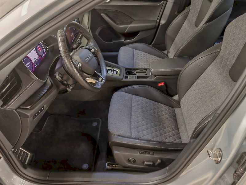 Škoda Octavia (2025) Combi 2.0 TDI 110 kW DSG Sport - fotka 21 z 30