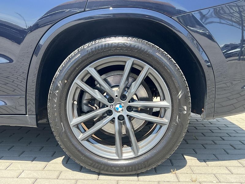 BMW X3 (2018) - fotka 38 z 41