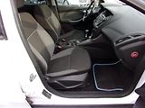 Ford Focus (2013) 1.6 TDCi 70kW ČR TAŽNÉ VÝHŘEVY - náhled 20
