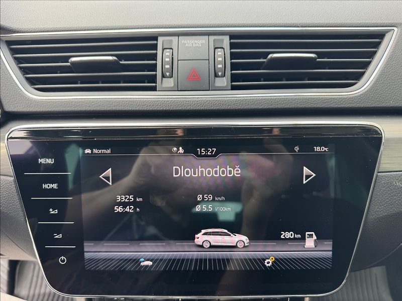 Škoda Superb 2,0 TDI DSG STYLE DPH 1.maj ČR - fotka 43 z 50