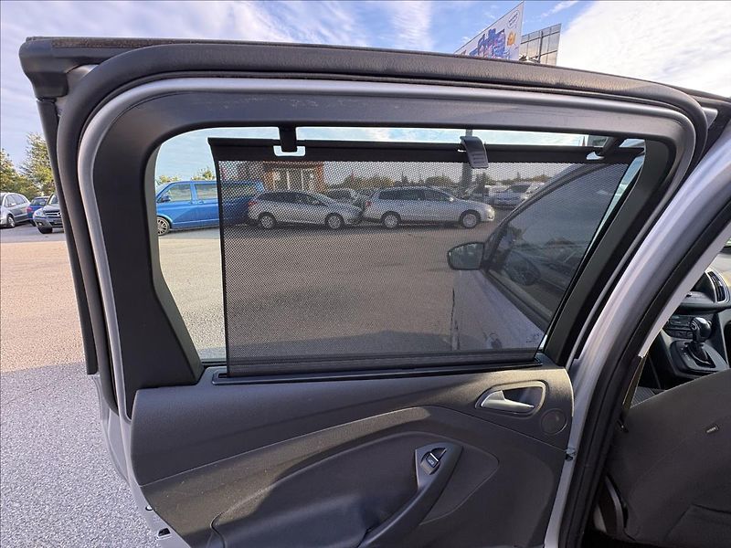 Ford C-MAX 1,5 TDCi 88kW Xenon,Výhřev,Nav - fotka 28 z 36