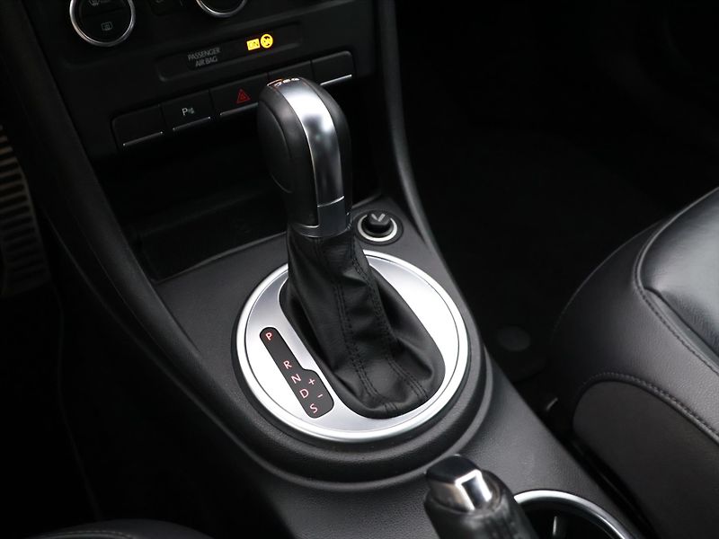 Volkswagen Beetle 2,0 TSI 147kW Sport - fotka 17 z 26