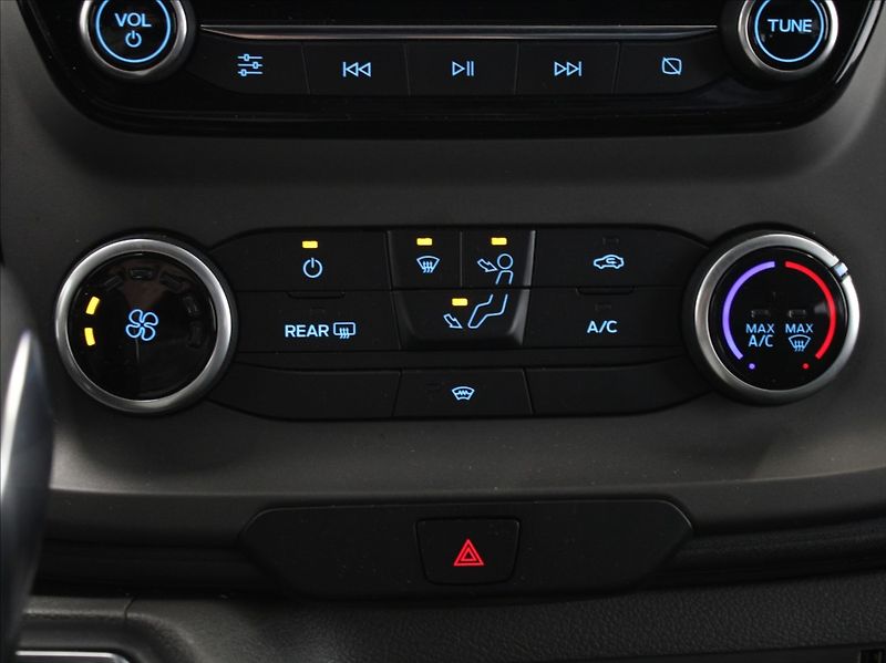 Ford Tourneo Custom 2,0 DETHLEFFS Globevan Obytňák - fotka 18 z 31