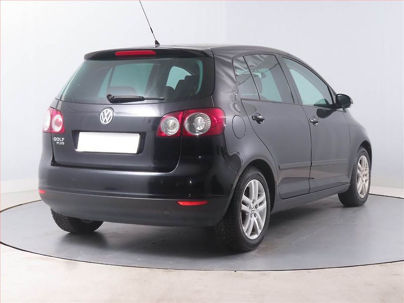 Volkswagen Golf Plus (2007) 1.4 i 16V, Serv.kniha - fotka 5 z 13