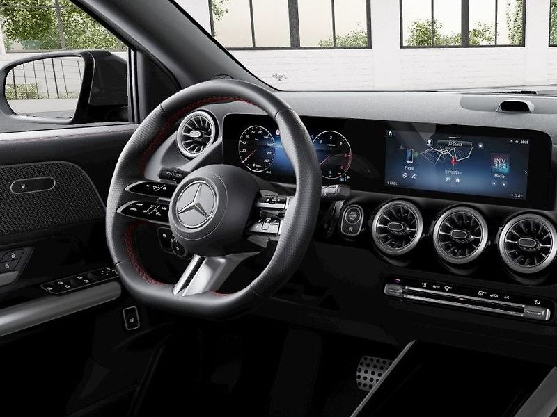 Mercedes-Benz GLA (2026) 200 d Edition 140 Years - fotka 9 z 9