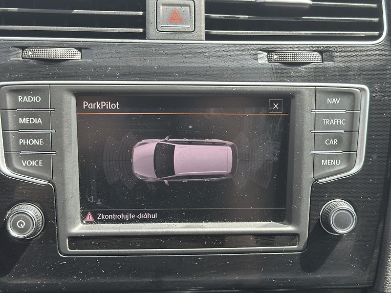 Volkswagen Golf (2016) Volkswagen Golf 2016 - fotka 19 z 19