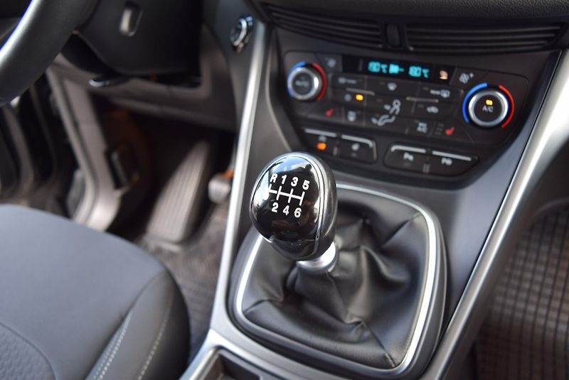 Ford Kuga (2020) 1.5 EcoBoost 110kw TITANIUM  - fotka 33 z 45