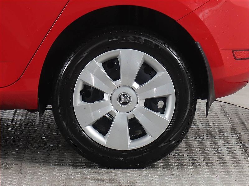 Škoda Fabia (2019) 1.0, Serv.kniha - fotka 14 z 15