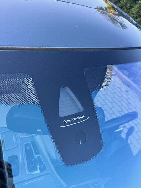 BMW Řada 5 (2016) - fotka 17 z 19