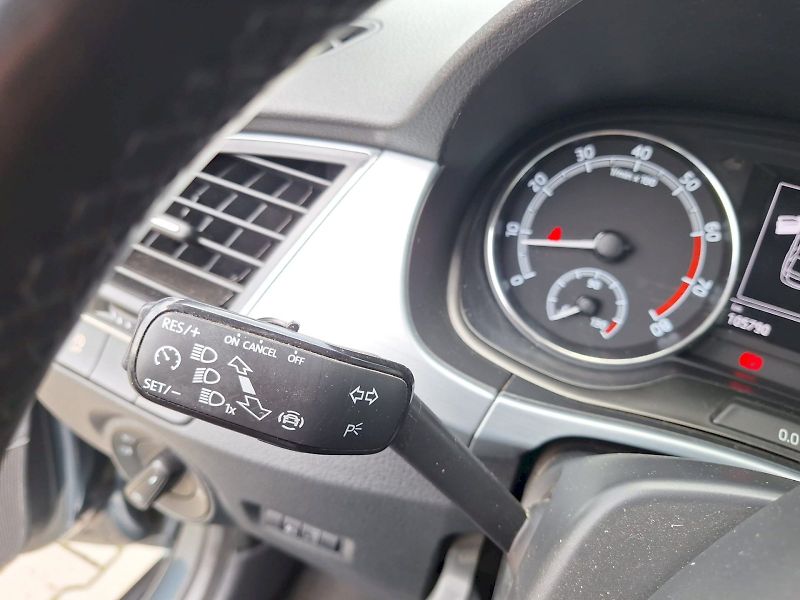 Škoda Fabia (2019) COMBI / 1.0 MPI / 55 kW / Ambi - fotka 19 z 31