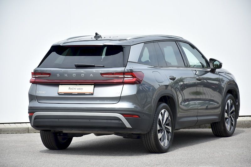 Škoda Kodiaq (2025) iV  PHEV 1.5 TSI 150 kW DSG - fotka 9 z 30