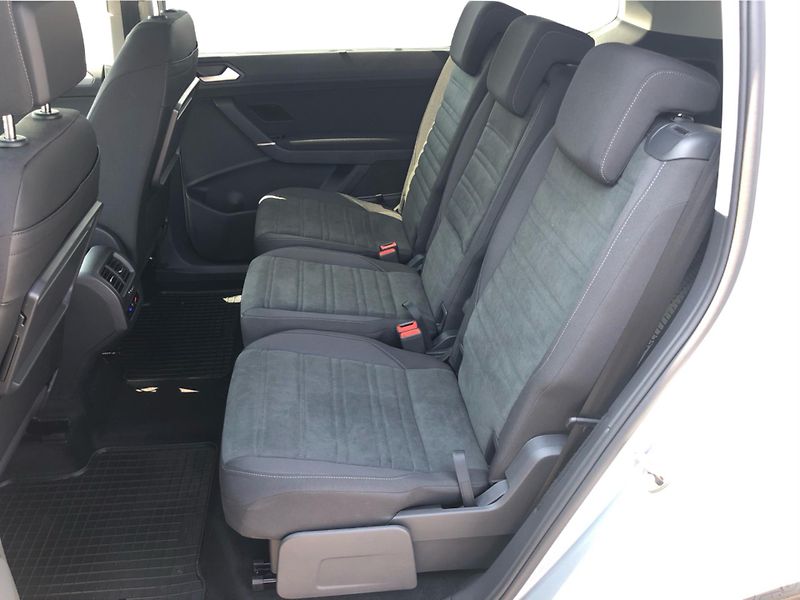 Volkswagen Touran People 1,5 TSI 110 kW EVO2 7DS - fotka 12 z 30