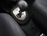 Toyota Yaris (2009) 1.33 Dual VVT-i, Automat - náhled 12