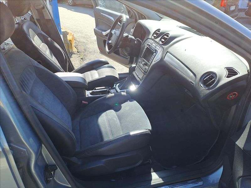 Ford Mondeo 2,0 TDCI NOVÁ STK - fotka 8 z 14