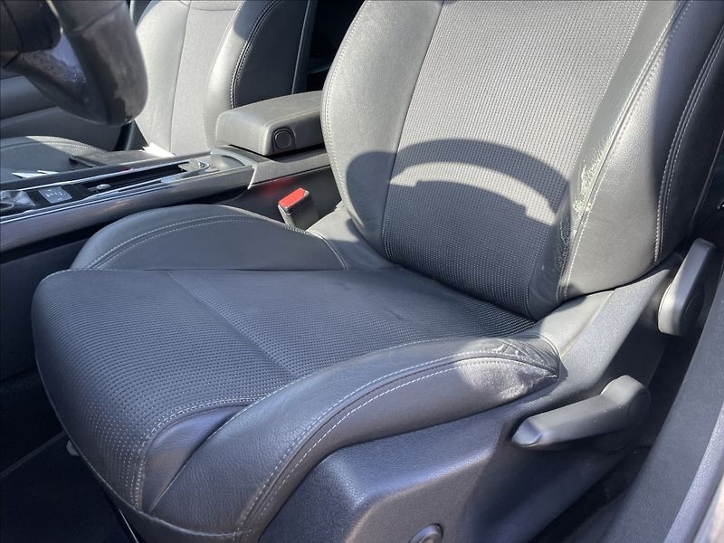 Peugeot 508 2,0 HDI 133kw SW Allure Automa - fotka 23 z 40