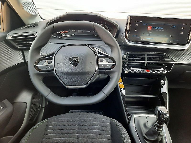 Peugeot 208 (2026) STYLE 1.2 TURBO 100k MAN6 - fotka 11 z 15
