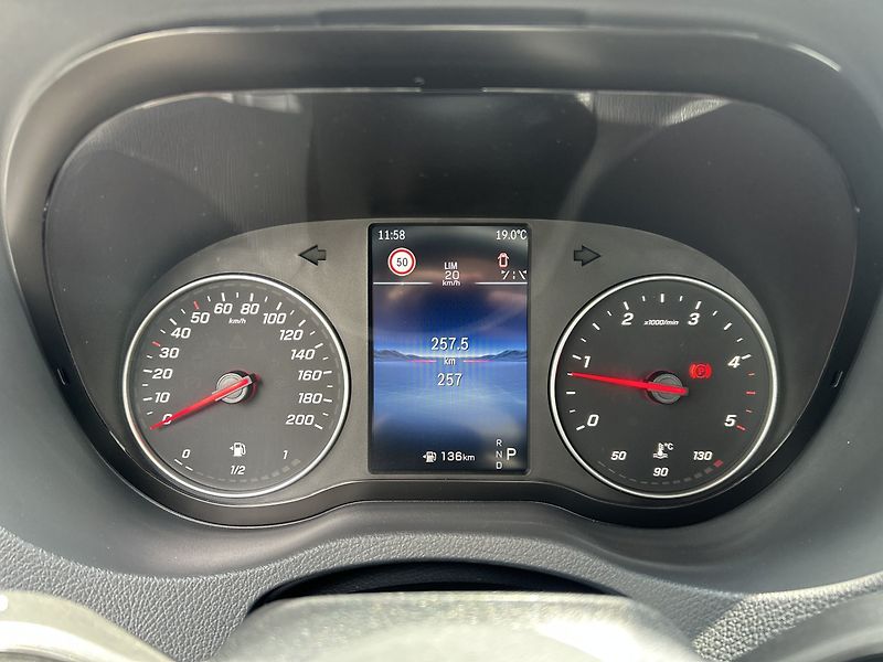 Mercedes-Benz Sprinter 319 CDI KEGGER LOW RACE PAKET+ - fotka 20 z 28