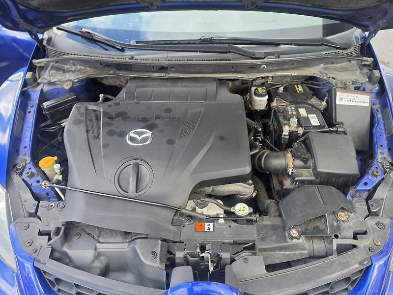 Mazda CX-7 2.3i 191kw Bose Xenon  - fotka 25 z 29