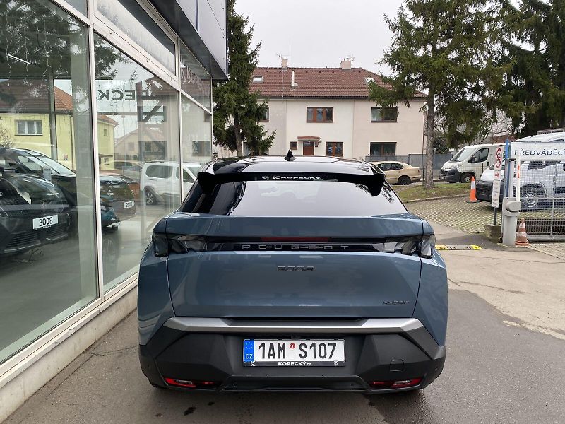 Peugeot 3008 (2026) GT Hybrid 145 e-DCS6 - fotka 4 z 17