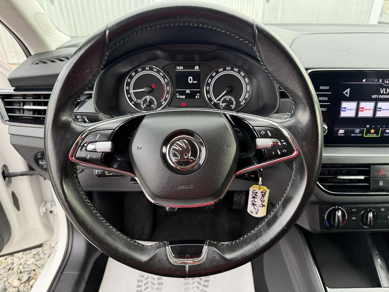 Škoda Scala 1.6TDi 115PS 6R STYLE LED STK! - fotka 143 z 153