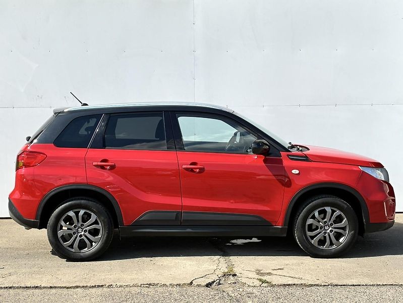 Suzuki Vitara 1.6 VVTi 88kW AllGrip Premium - fotka 3 z 22