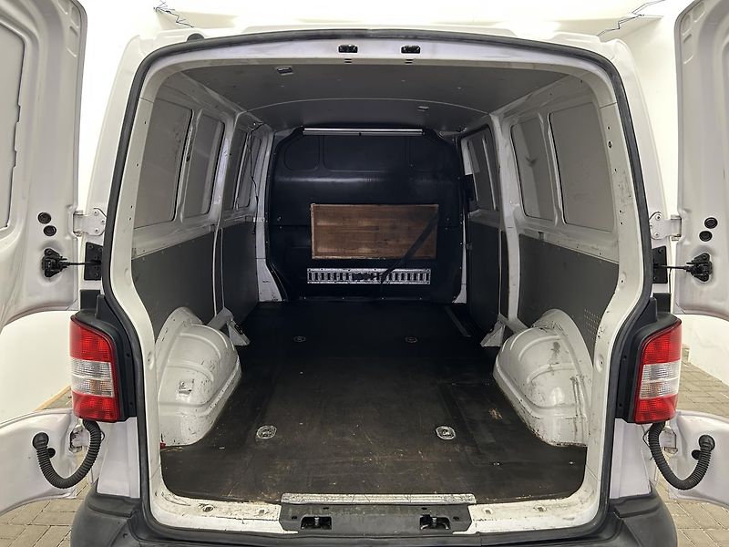 Volkswagen Transporter 2.0 TDI Long T6 - fotka 14 z 21