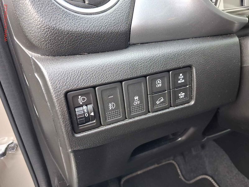 Suzuki Vitara (2016) 1.6 DDiS AllGrip, Comfort - fotka 14 z 19