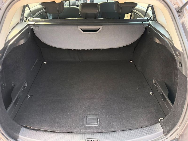 Renault Mégane Kombi Authentique 1.6 16V 100 - fotka 6 z 21