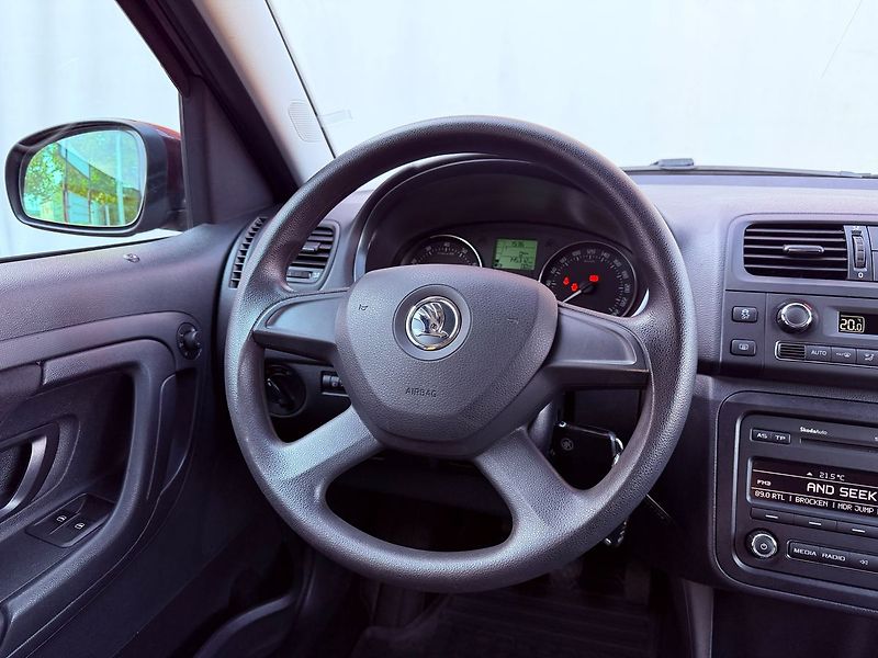 Škoda Roomster 1.2 TSi Ambition, Serviska, 1. - fotka 16 z 24