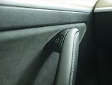 Tesla Model Y (2022) Long Range AWD 75kWh, SoH 89% - náhled 19