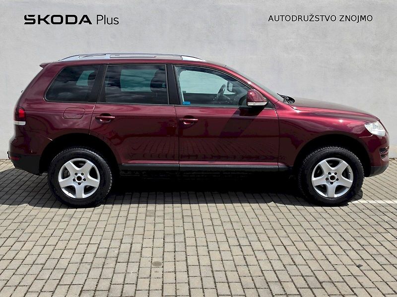 Volkswagen Touareg (2007) 2,5TDI 128KW 4X4 AUTOMAT - fotka 25 z 26
