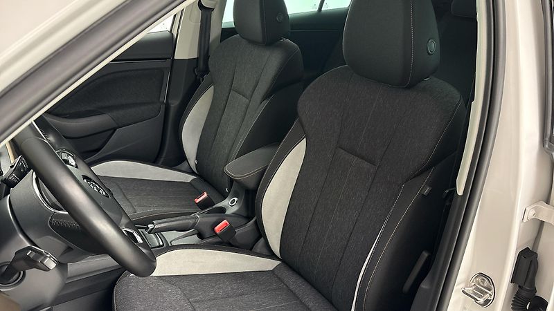 Škoda Scala 1.5 TSI Style - fotka 15 z 25