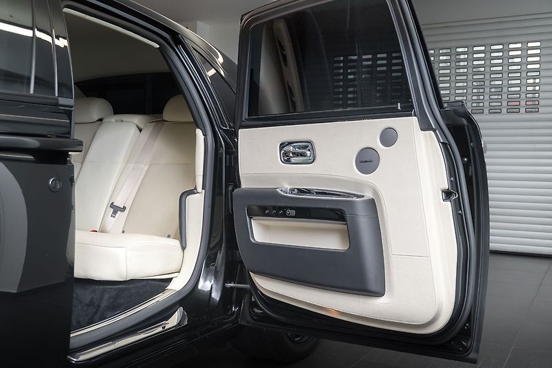 Rolls-Royce Ghost Professional/Ventilace/TopView - fotka 16 z 20