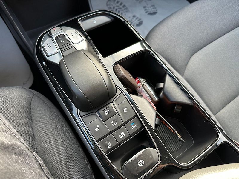 Hyundai IONIQ (2022) 38,3 kWh Level 5 SoH 100% - fotka 25 z 26