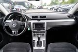 Volkswagen Passat 2.0 TDI 4Motion DSG/16Al./170P - náhled 23