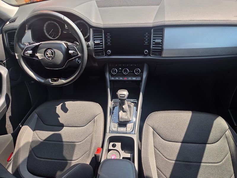 Škoda Kodiaq (2022) 2.0 TDI SERVISNÍ KNÍŽKA - fotka 6 z 10