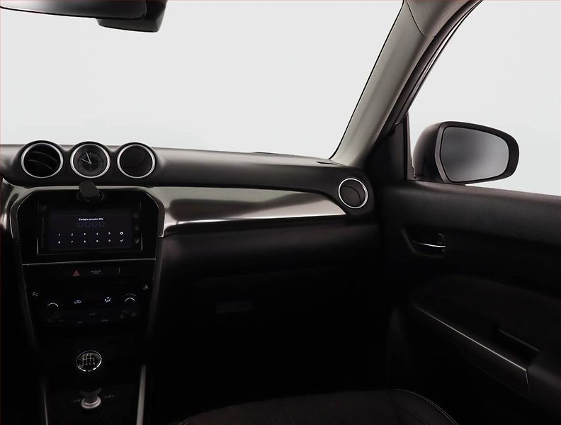 Suzuki Vitara (2020) Elegance 1.4 BoosterJet, LPG - fotka 8 z 20