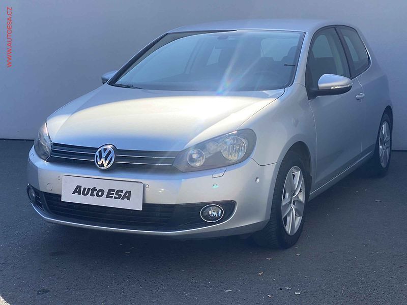 Volkswagen Golf (2009) 1.4 TSi, AC, park.čidla - fotka 3 z 14