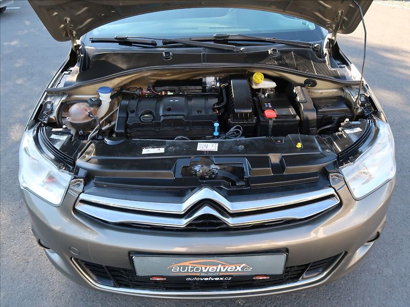 Citroën C-Elysée 1,6 VTi,85kW,1majČR,Serv.k,DPH - fotka 20 z 26