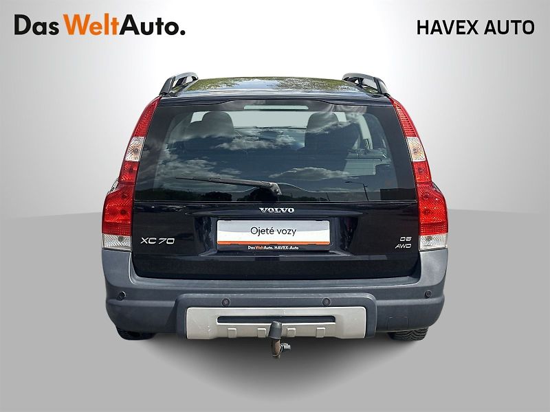 Volvo XC70 (2006) 2.4 D5 AWD Cross Country - fotka 24 z 27
