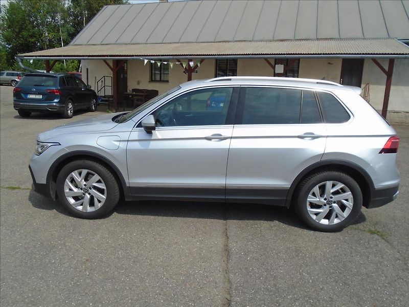 Volkswagen Tiguan 1,4   eHybrid PHEV-MATRIX - fotka 8 z 29
