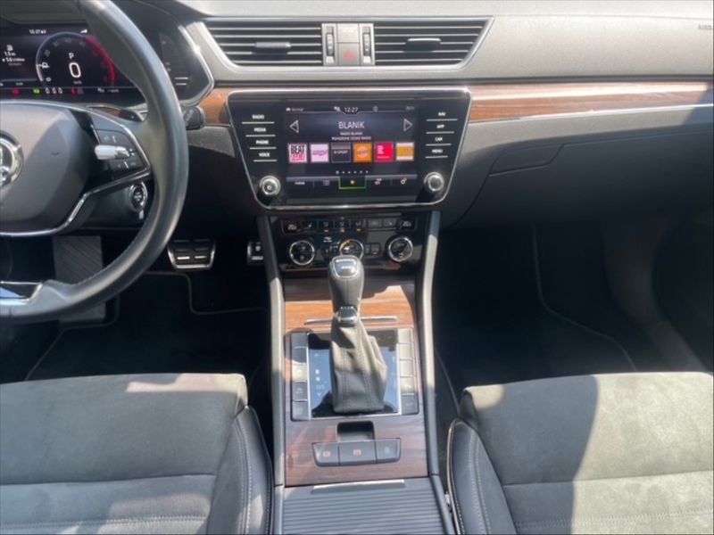 Škoda Octavia 2,0 TDI 147 Scout 4x4 DSG - fotka 10 z 11