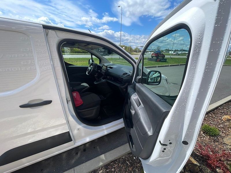 Toyota ProAce City 1.5L Diesel manuál odpočet DPH - fotka 24 z 29