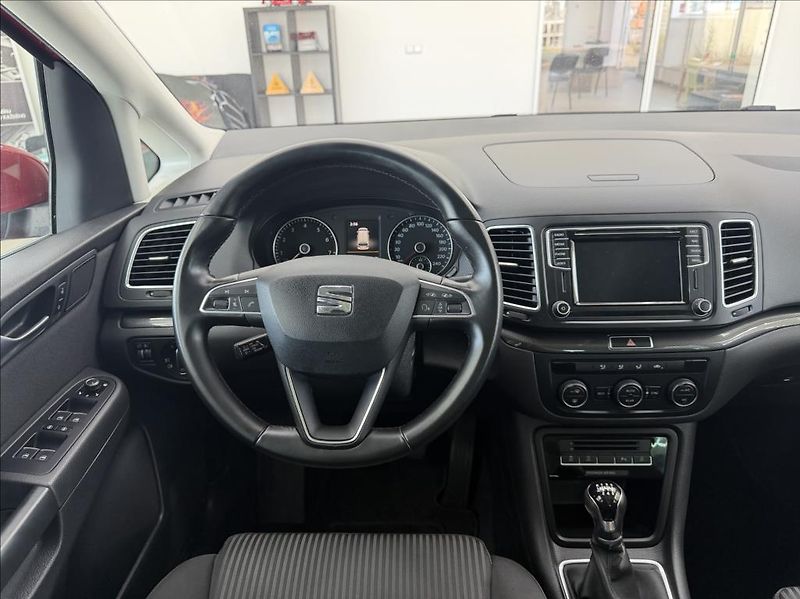 Seat Alhambra 1,4 TSI, 7-míst,Navi,Panorama - fotka 10 z 33