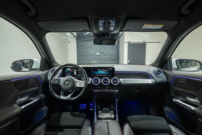 Mercedes-Benz GLB 200d 4Matic AMG Packet - fotka 11 z 40